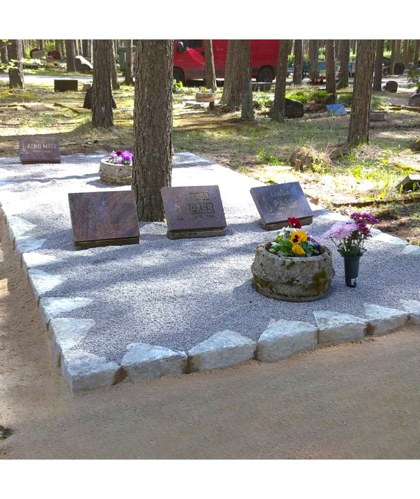 Paekivist hauapiirded - Hauapiirded | Hauakivid | Hauaplaadid - Hauakivi Salong OÜ Paekivist hauapiirded - Hauapiirded | Hauakivid | Hauaplaadid - Hauakivi Salong OÜ